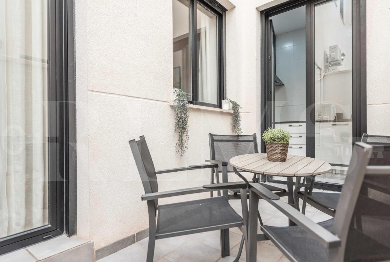 3Br Apartment With Parking And Patio In The Center By Rems Málaga Dış mekan fotoğraf