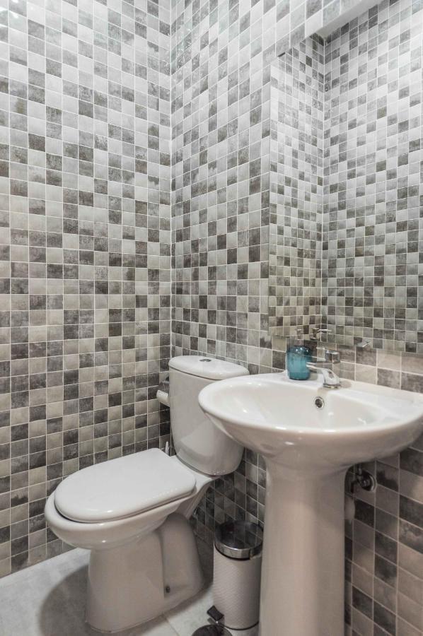3Br Apartment With Parking And Patio In The Center By Rems Málaga Dış mekan fotoğraf